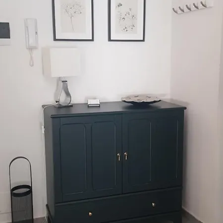 Laghirla アパート モデナ